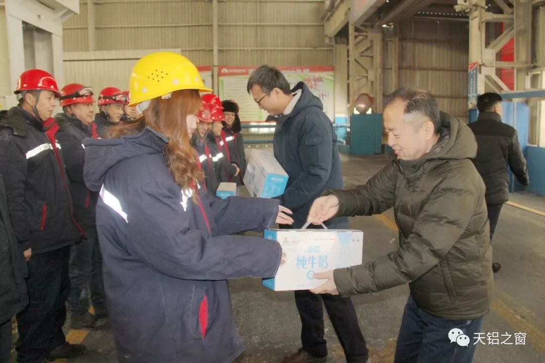 20181108153009_j5beaeln4k