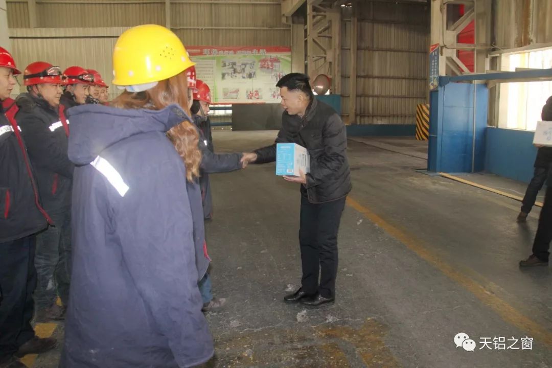 20181108153009_l02akc9nc9